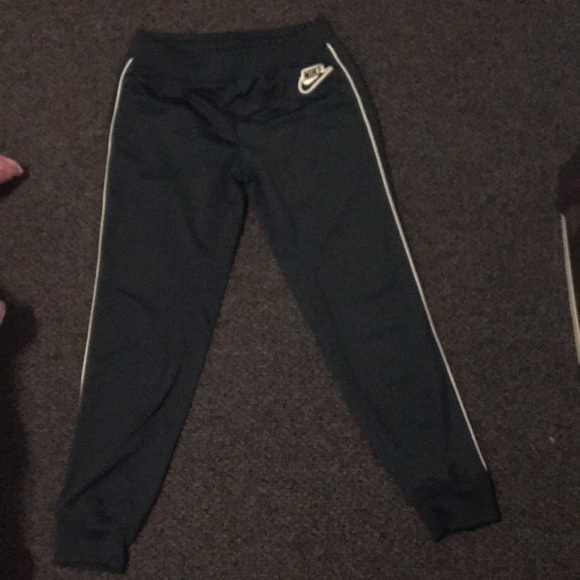 Nike Pants - Nike joggers